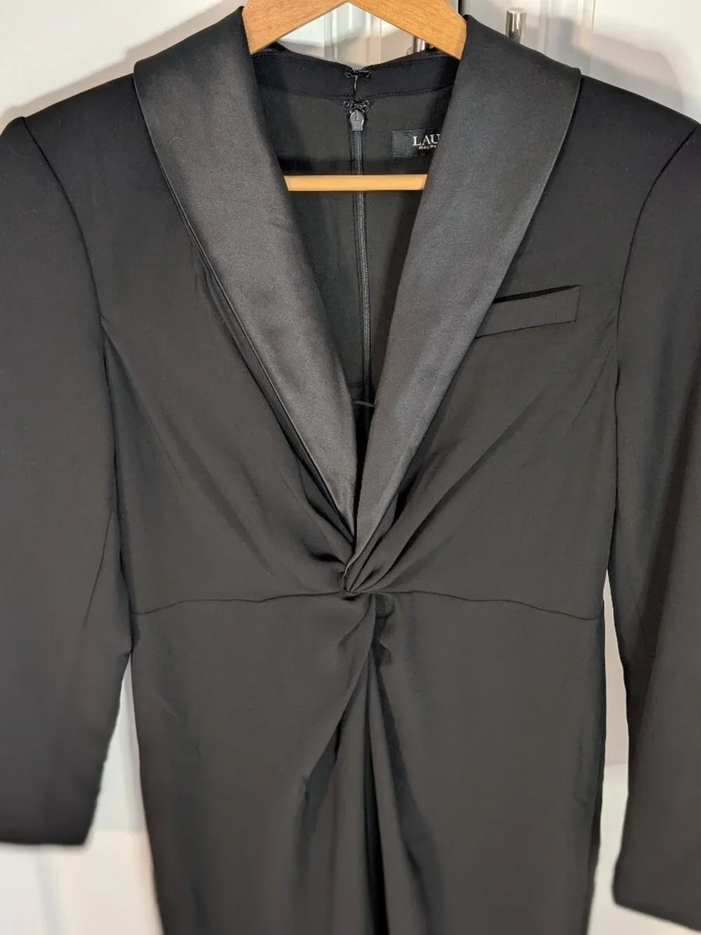 Lauren Ralph Lauren Zeenai Crepe Tuxedo Gown Black Twist Front Slit Gown Size 4 - Picture 3 of 13